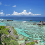 東平安名崎の断崖と青い海