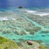 静かに打ち寄せる波