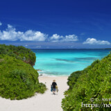 砂山ビーチの青い海