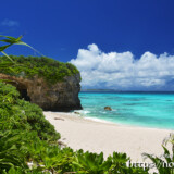 木陰から-砂山ビーチ-