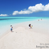 干潮時にできた砂の道