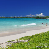 真夏のビーチ-渡口の浜-