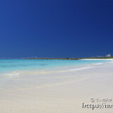 どこまでも続く白い砂浜-渡口の浜-