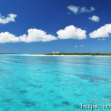 来間大橋から見る前浜ビーチ