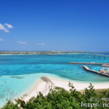 来間漁港と来間大橋-松の木展望台から