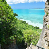 パチャの石段から見る夏色の海