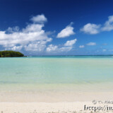 静かに打ち寄せる波-クウラビーチ