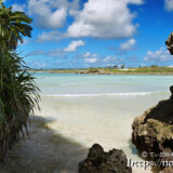 岩陰でまったり-クウラビーチ