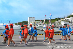 子供達のパレード-伊良部島海神祭