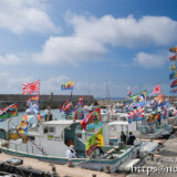 漁船に飾られた大漁旗-伊良部島海神祭