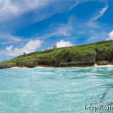 海から見た来間島猫の舌ビーチ