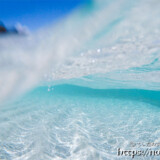 輝く波紋と青空-来間島猫の舌ビーチ