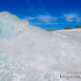 打ち寄せる波-来間島猫の舌ビーチ