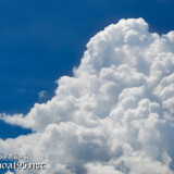 真夏の力強い入道雲