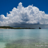 真夏の力強い入道雲