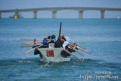 息のあったきれいな櫂さばき-狩俣海神祭