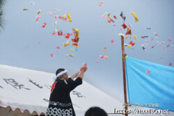 宙を舞うたくさんのお菓子--狩俣海人祭