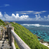 珊瑚礁の海と遊歩道-インギャーマリンガーデン