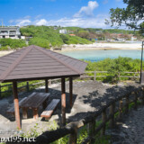 遊歩道脇の東屋-インギャーマリンガーデン