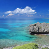 頂上から見る青のグラデーション-狩俣の展望台（※現在は撤去されてありません）