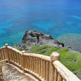 螺旋階段と青い海-狩俣の展望台（※現在は撤去されてありません）