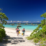 ビーチの入り口-東平安名ビーチ