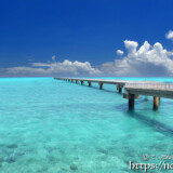 青い海にのびる進入灯-下地島17END