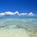 ビーチから見る青い海-トゥイヤーヌヒダ