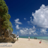 岩場とビーチ-マサカダツ