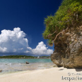 ビーチと入道雲-マサカダツ