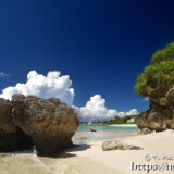 奇岩が点在するビーチ-マサカダツ