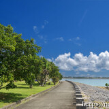 東家へ続く遊歩道-川満漁港