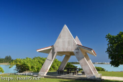 海辺の東家-川満漁港