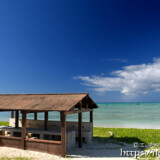 キャンプ用の調理小屋-佐和田の浜