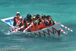 【職域対抗第9レース】息のあった櫂さばき-池間島海神祭